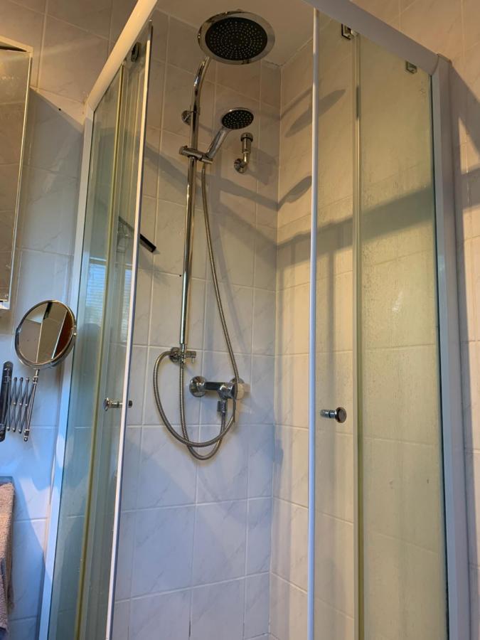 Privates Ferienzimmer An Der Nordsee Husum  Dış mekan fotoğraf